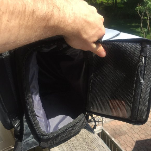 Thule Rolltop Camera Pack - Picture 7 of 9